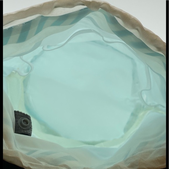 Blue/White Cosmetic Cinch Bag NWOT - Picture 2 of 2